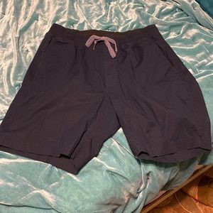 Lululemon Bowline Short size M Excellent Condition